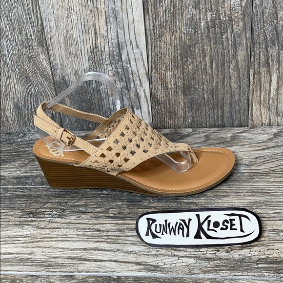 FERGALICIOUS Women’s Wedge Ankle Sling Back Basket Weave Design Sandals Tan 11M - Picture 1 of 11